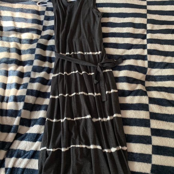 Summer Dress - Picture 3 of 4